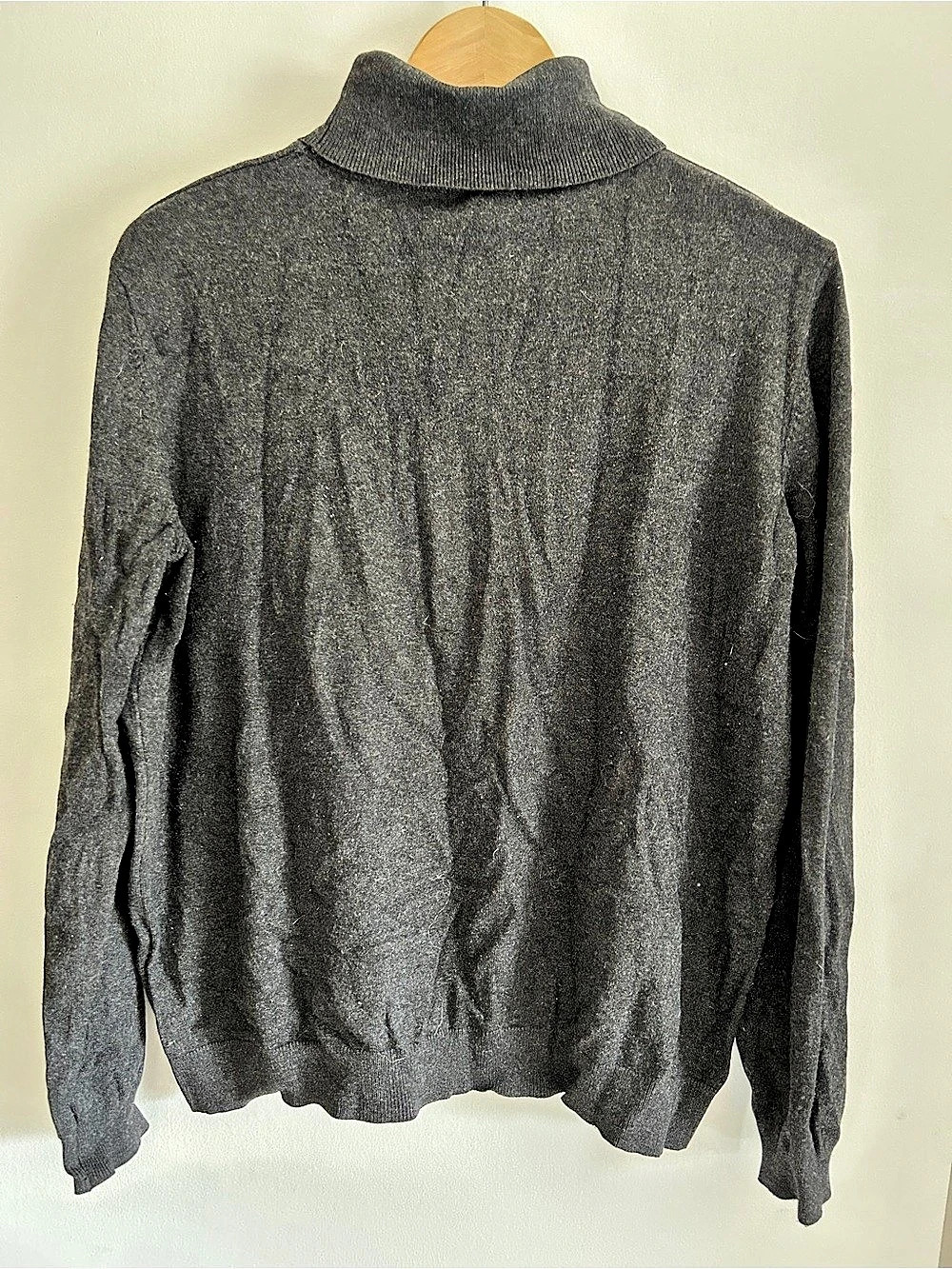 Gray Turtleneck Sweater Like New